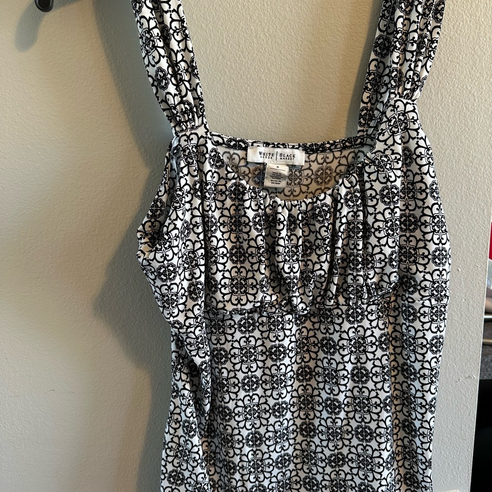 White House Black Market Floral Pattern Tank Top
